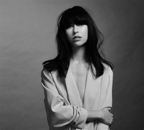 Kimbra Strips Down Gets Intimate On Latest Tour Datebook