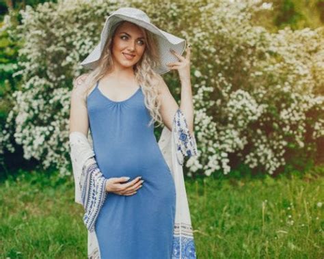 5 Tips On Pregnancy Dresses Flaunt Your Baby Bump In Style By