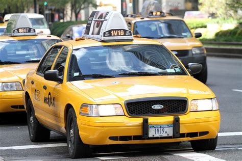 Los Taxis De Nueva York Ofrecen Viajes Compartidos Para Hacer Frente A