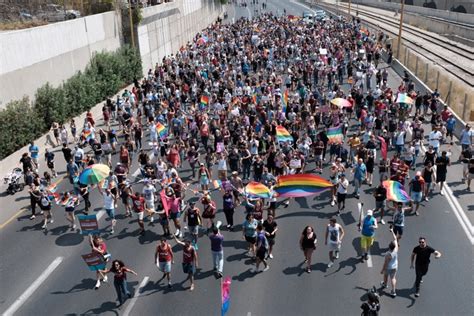 Lgbt Demonstrators Block Major Tel Aviv Highway And Gather In Jerusalem