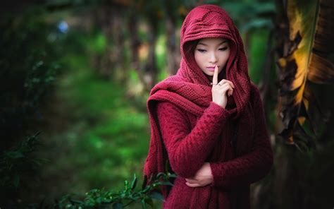 Wallpaper Forest Women Outdoors Model Portrait Red Asian Dress Hoods Green Fashion