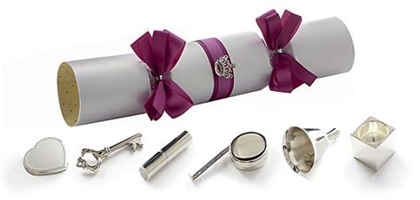 They are made of luxury pearlescent cardstock which is a good heavy weight. +Luxary Christmas Crackers With Usa - Christmas Crackers : Created by miantsa ravelonjaka 8 ...