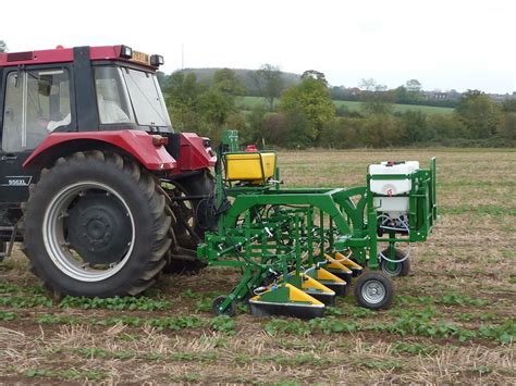 Micron To Unveil The New Three Section Band Sprayer At Lamma 2012
