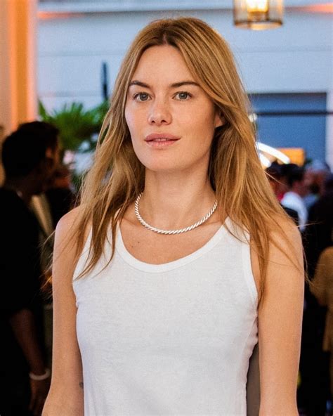 camille rowe image