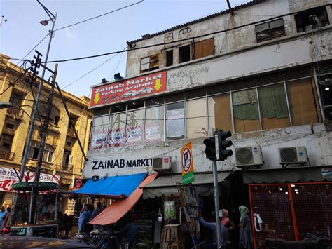 Zainab Market Shopping Center In Saddar Karachi