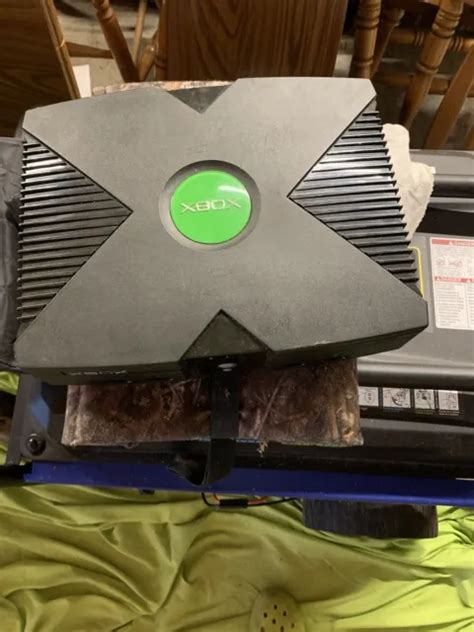 Original Microsoft Xbox Console System Only For Parts Or Repair 3999