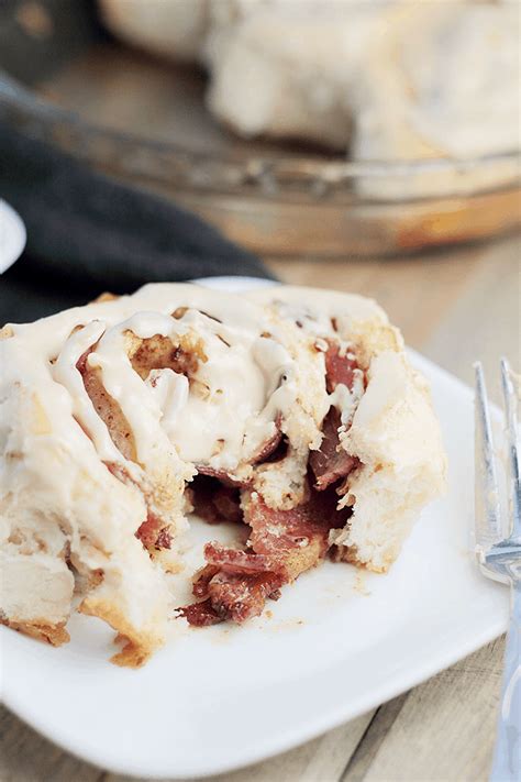 These Bacon Maple Cinnamon Rolls Would Be A Great Breakfast For Father