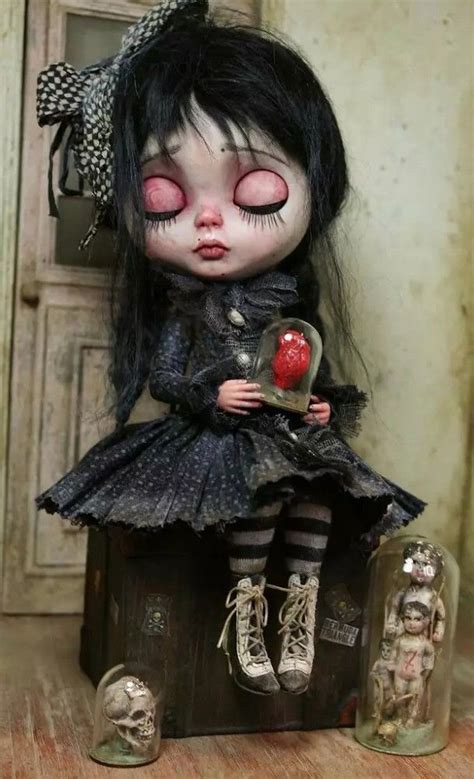 Pin By Becky Bowden On Halloween Art Blythe Dolls Scary Dolls