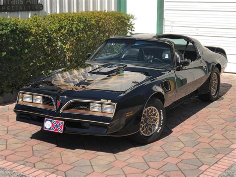 Golden stickers was also part of this version. 1977 Pontiac Firebird Trans Am for Sale | ClassicCars.com ...