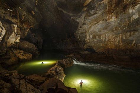 Into The Deep Exploring Vietnams Tu Lan Cave System The Globe And Mail