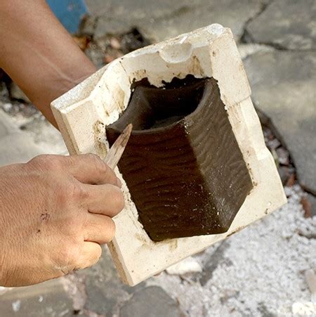 Tapi, ada juga kelemahan dari kedua bahan pot ini, keduanya tidak bertahan lama. Cara Membuat Dapur Dari Tanah Liat | Desainrumahid.com