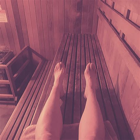 sauna etiquette how to not annoy your fellow big box gym goers — lea genders fitness