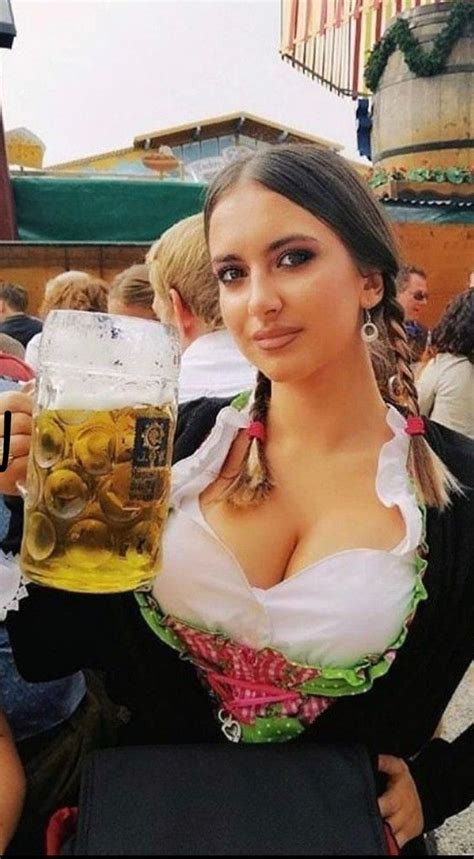 Pin By Marco Albertazzi On Oktoberfest Oktoberfest Woman German Beer Girl Beer Girl Costume
