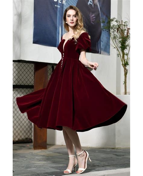 Retro Velvet Tea Length Party Dress Burgundy With Bubble Sleeves