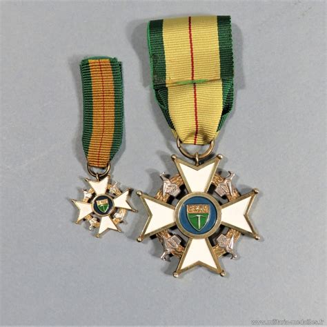 Rhodesie Zimbabwe Medaille De Commandeur De Lordre De La Legion Du