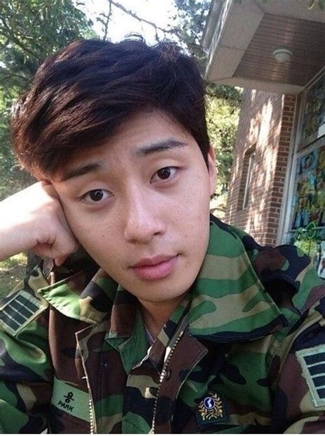 He currently is doing his mandatory military service. Psj's military service? | Artis, Aktor