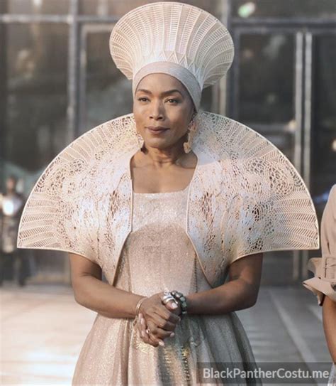 Queen Of Wakanda Wife To Tchaka Mother To Tchalla Shuri Landing Pad Coronation Outfit