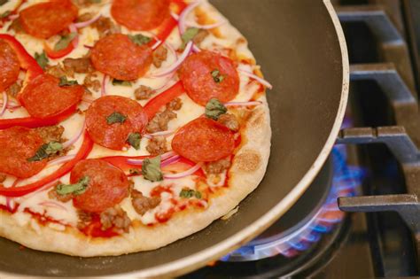 Stovetop Pizza Making Pizza Without An Oven Bigger Bolder Baking