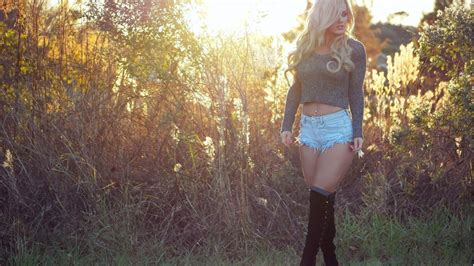 Wallpaper Sunlight Forest Women Model Blonde Grass Jean Shorts