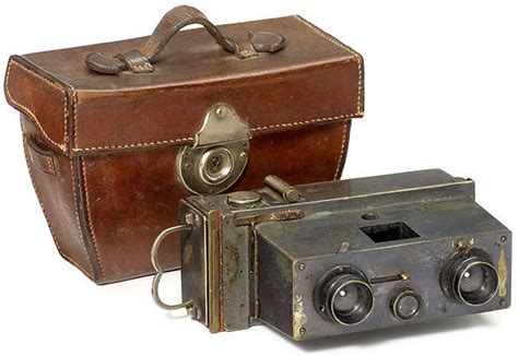 Verascope A Hand Held Stereoscopic Camera Patented 1891 And Manufactured By Jules Richard