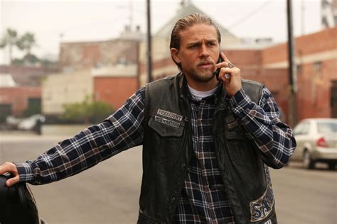 5 Ways Charlie Hunnam Is Exactly Like His Sons Of Anarchy Character Jax Teller