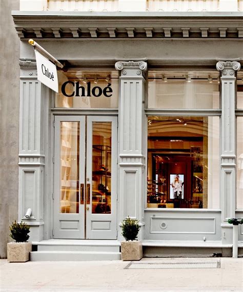 Inside Chloes New Soho Boutique Dujour Storefront Design Shop