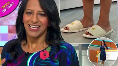 Gmbs Ranvir Singh Presents Show In Her Slippers Due To Strictly Feet