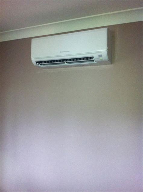 Installing a multi head split system air conditioner. Split System Air Conditioning Installation - Brisbane Air