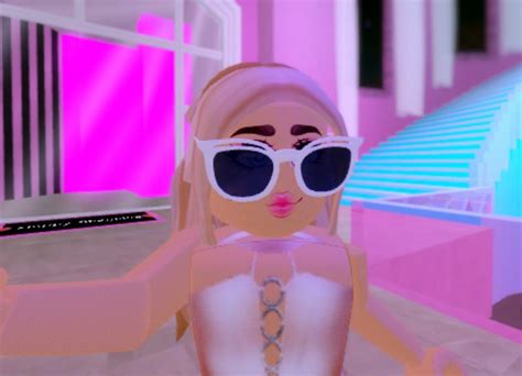 Miss Zoelle 💗☁️ On Twitter Cute Profile Pictures Roblox Pictures