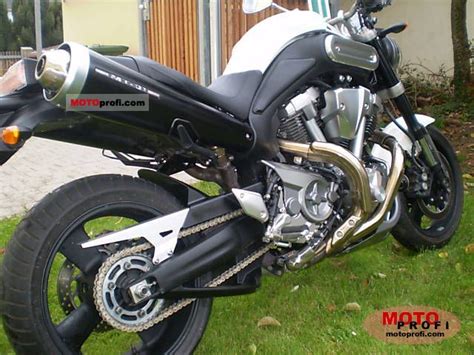 In this version sold from year 2005 , the dry weight is 240.0 kg (529.1 pounds) and it is equipped with a v2. Yamaha MT-01 2008 Specs and Photos