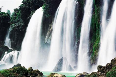 Whats Wrong With Li Bais Wanglu Mountain Waterfall Why Is It Being