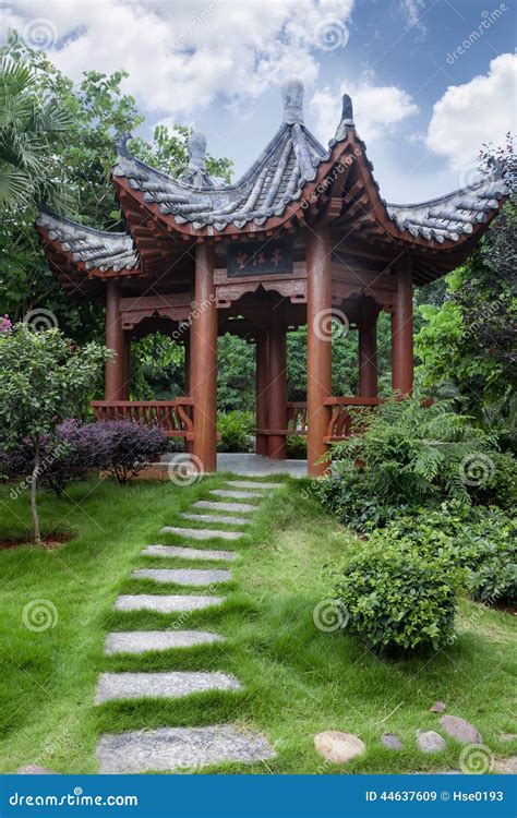 Pavilion In Chinese Garden Stock Image Image Of Horn 44637609
