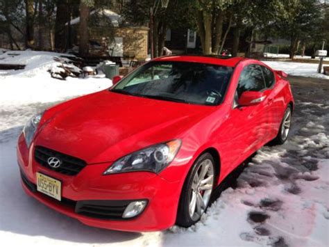 Purchase Used 2012 Hyundai Genesis Coupe 38 Track Coupe 2 Door 38l In