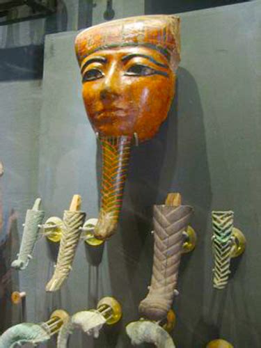 1 The Pharaohs Wore Pseudo Metal Beards To Imitate The Body Of The God