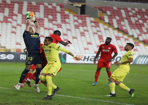 In the game fifa 21 his overall rating is 80. Pronóstico Villarreal - Qarabag | Europa League 10/12/2020 ...