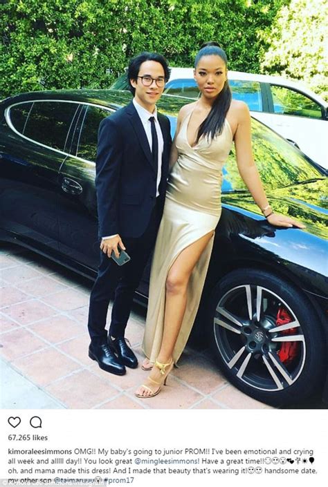 Kimora Lee Simmons Shows Daughter At Prom Daily Mail Online