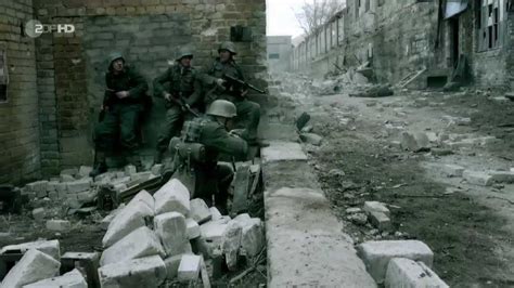 Dünya savaşı'nı konu alan alman yapım bir mini dizi. ZDF Trailer - Unsere Mütter, unsere Väter - YouTube