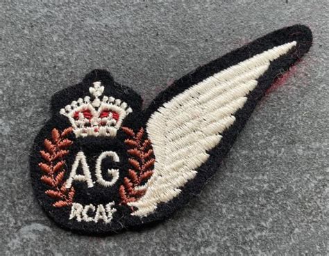 Original Ww2 Rcaf Royal Canadian Air Force Engineer Padded Wing Cloth
