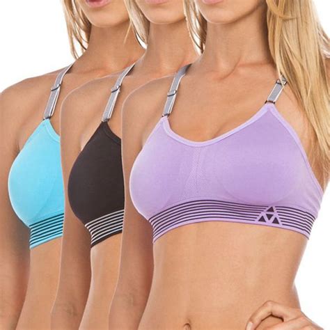 The Best Sports Bras For Small Chests Of