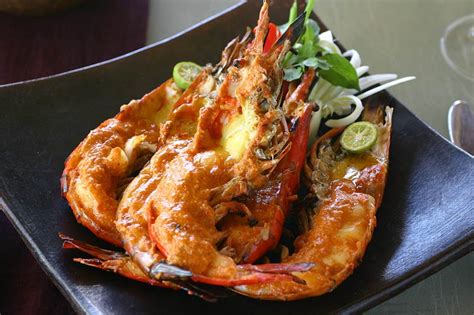 The ingredients are all amazing, the macronutrients are outstanding, overall it's just really good, honest food. 10 Best Balinese Food - Most Popular Food to Try in Bali