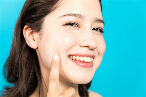 The 6 Best Acne Spot Treatments