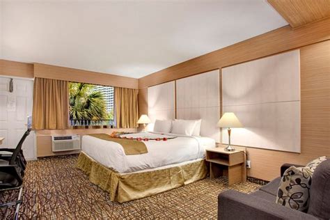 Rooms Picture Of Ocean Beach Club Hotel Fort Lauderdale Tripadvisor