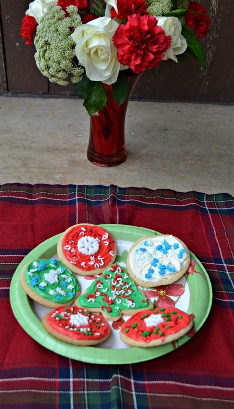 Maybe you would like to learn more about one of these? Easy Decorated Christmas Cookies with Betty Crocker Sugar ...