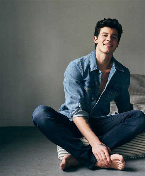 Over the course of a world tour, this unguarded documentary follows shawn mendes as he opens up about his stardom, relationships and musical future. Shawn Mendes Covers Wonderland Summer 2018 Issue | Male ...