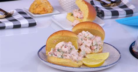 How to meal prep with restaurant catering menus to save time in the