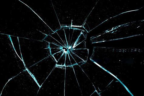 Shattered Glass Anime Broken Glass Santinime
