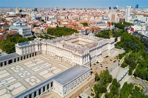 The Royal Palace In Madrid Explore Madrids Opulent Palace Of The