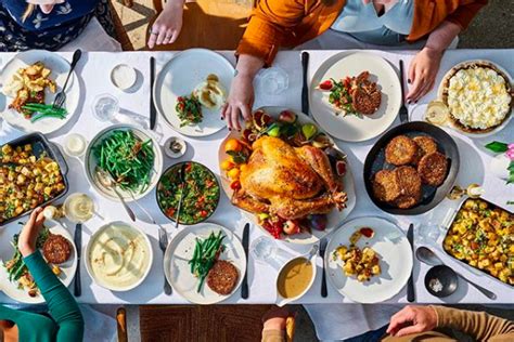 The Ultimate Guide to Thanksgiving Dinner in Destin - Five Star Properties