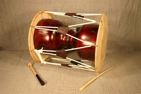 Changgo · Grinnell College Musical Instrument Collection · Grinnell