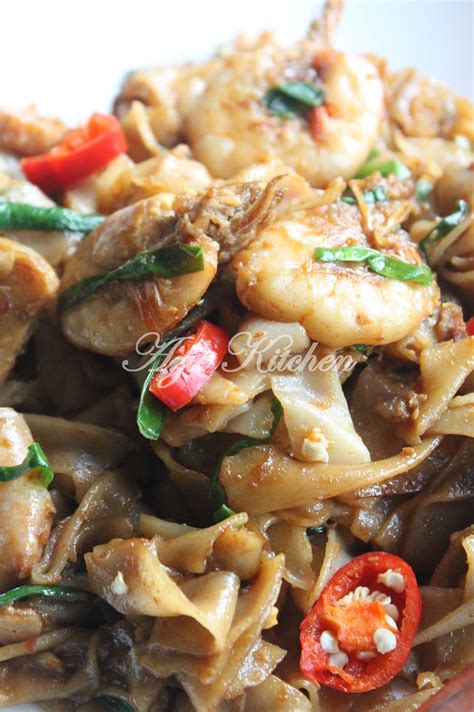1 sudu besar cili kering kisar. Kue Teow Goreng Udang - Azie Kitchen
